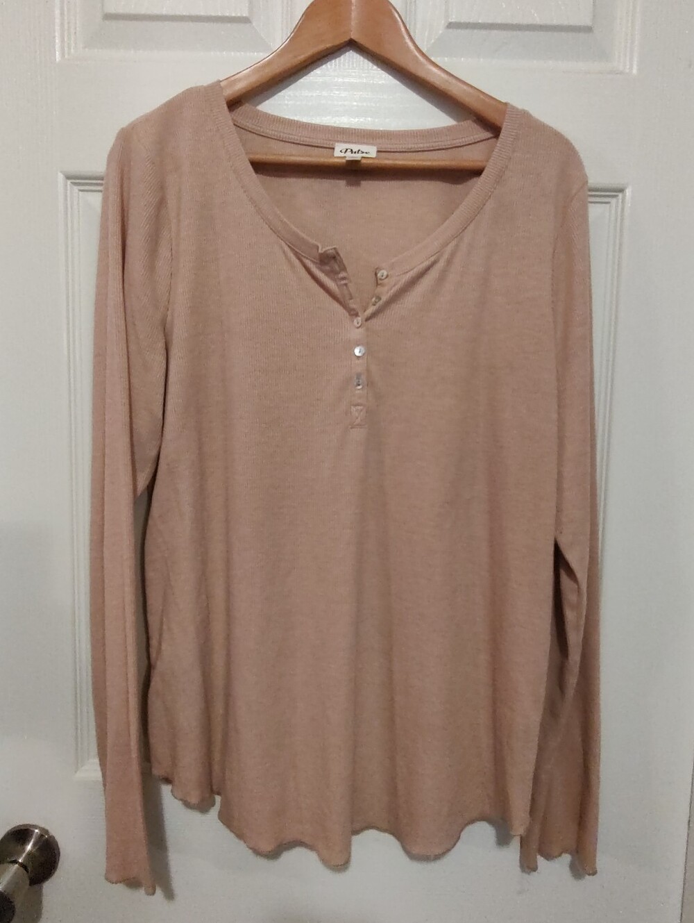 Pulse Long Sleeve Henley Top in Dusty Rose